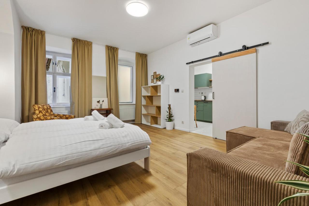 Charming Apt In Centre /W Ac Bratysława Zewnętrze zdjęcie
