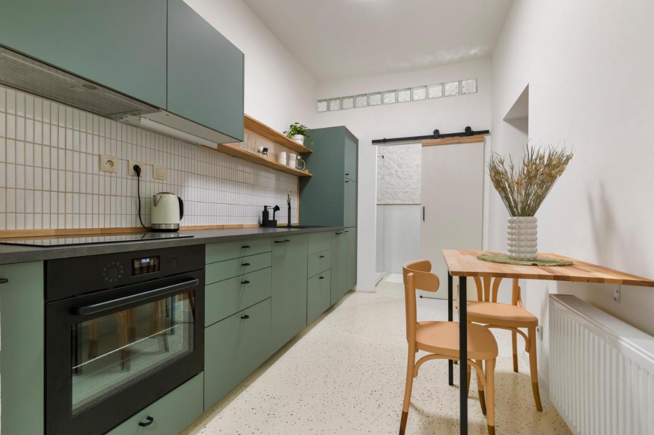 Charming Apt In Centre /W Ac Bratysława Zewnętrze zdjęcie